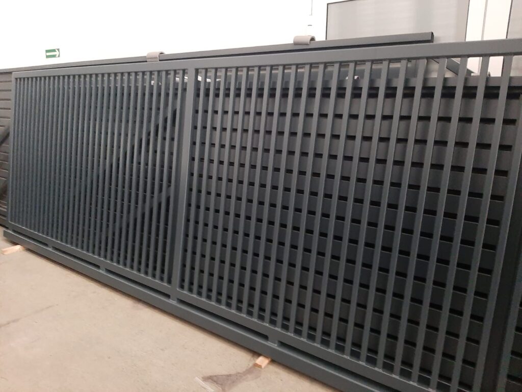 przesuwna brama profilowa